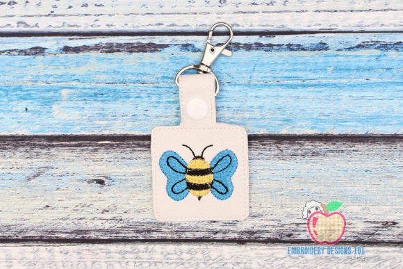 Review: Striped Flying Bee in the Hoop Keyfob